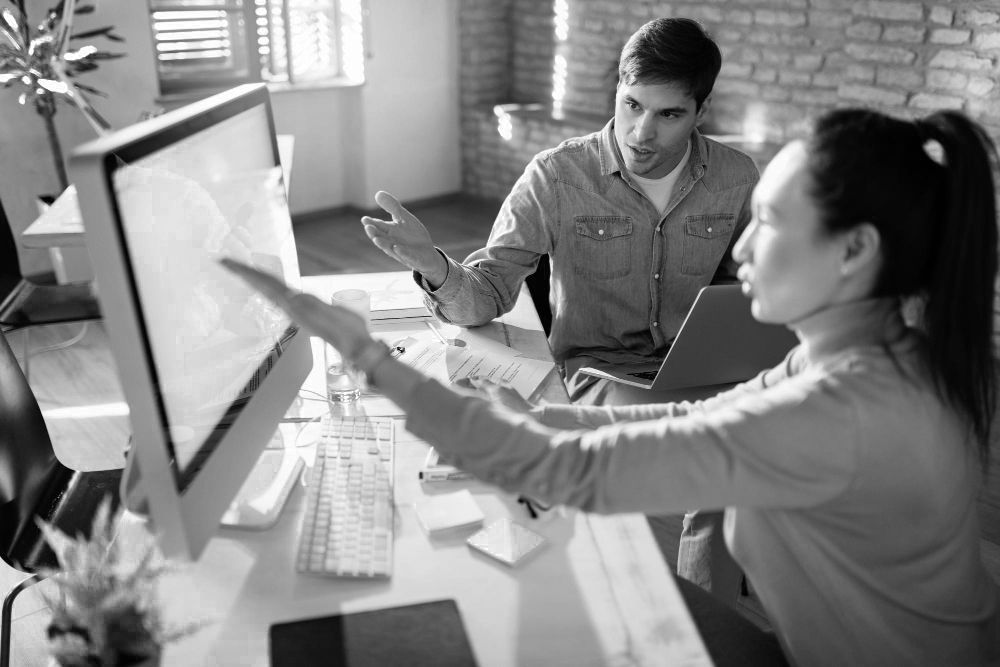 StackWebHQ's tweet photo. ⚠️ Web design delivery gets messy when sales promise one thing and operations deliver another.

📦 Here’s how to keep sales and delivery aligned so projects stay smooth, predictable, and under control. 

https://t.co/b5fqky7I0P https://t.co/p8tOhNhJpf