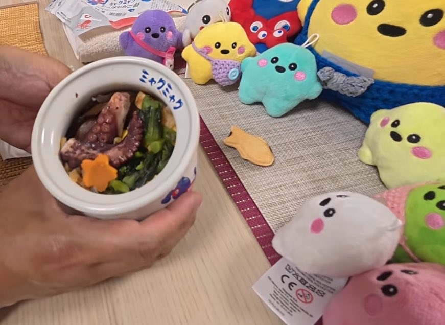 ミャクミャクひっぱりだこ飯が届いたよ〜🥰 わぁ〜美味しいね