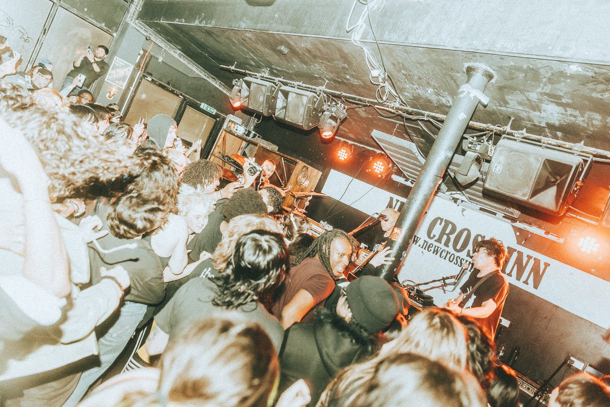 yoshikatsushuto's tweet photo. 12 May 2026
New Cross Inn ,London

#thecabs https://t.co/ujw2lA3ELQ