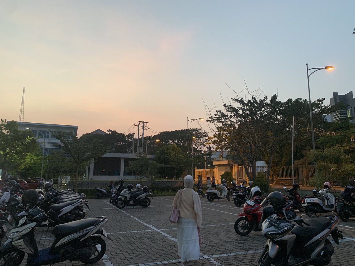 i2nae's tweet photo. my everyday sunset 🌅 https://t.co/aERIGeH9Ep