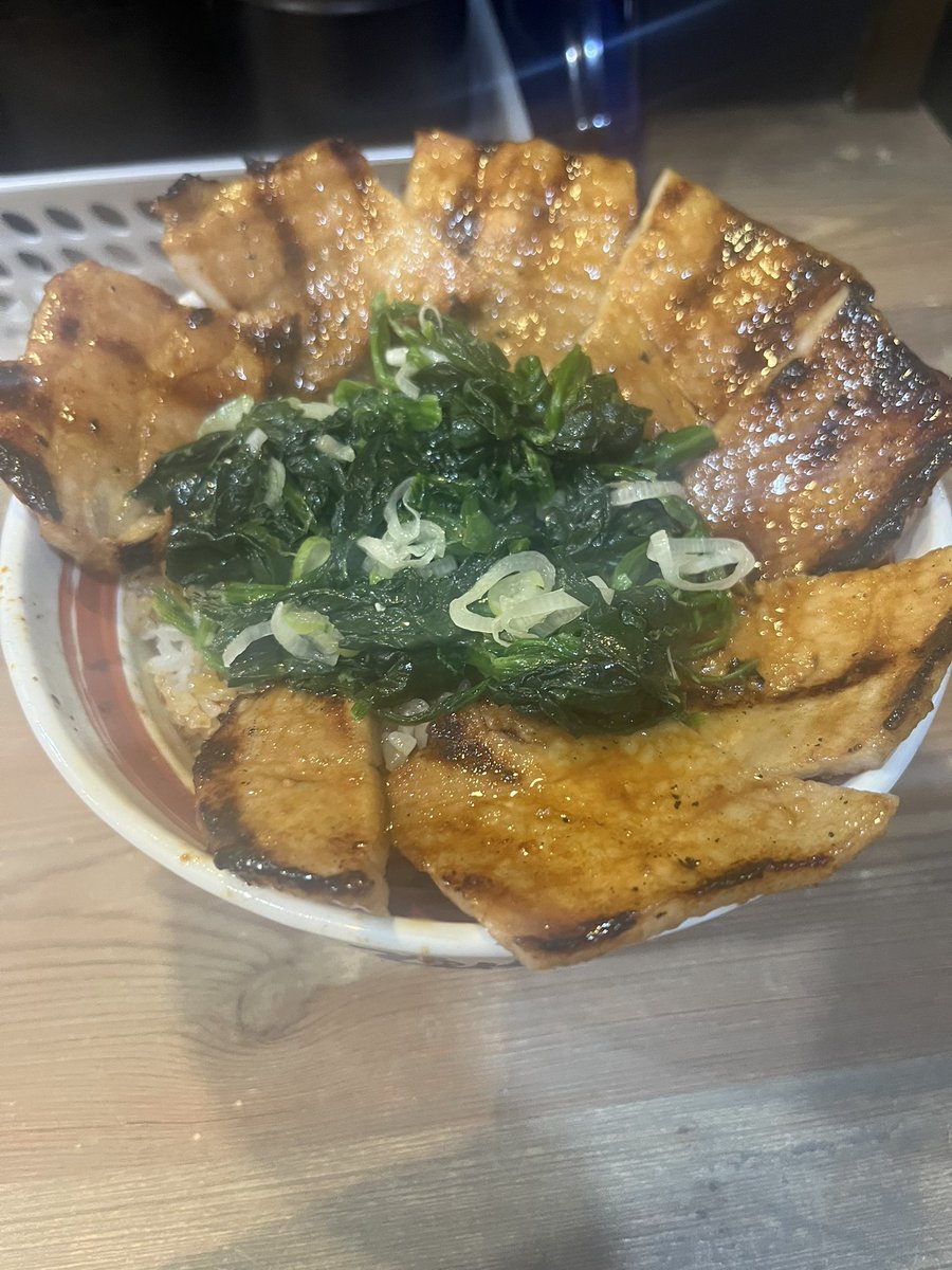 しょっぴー tweet media