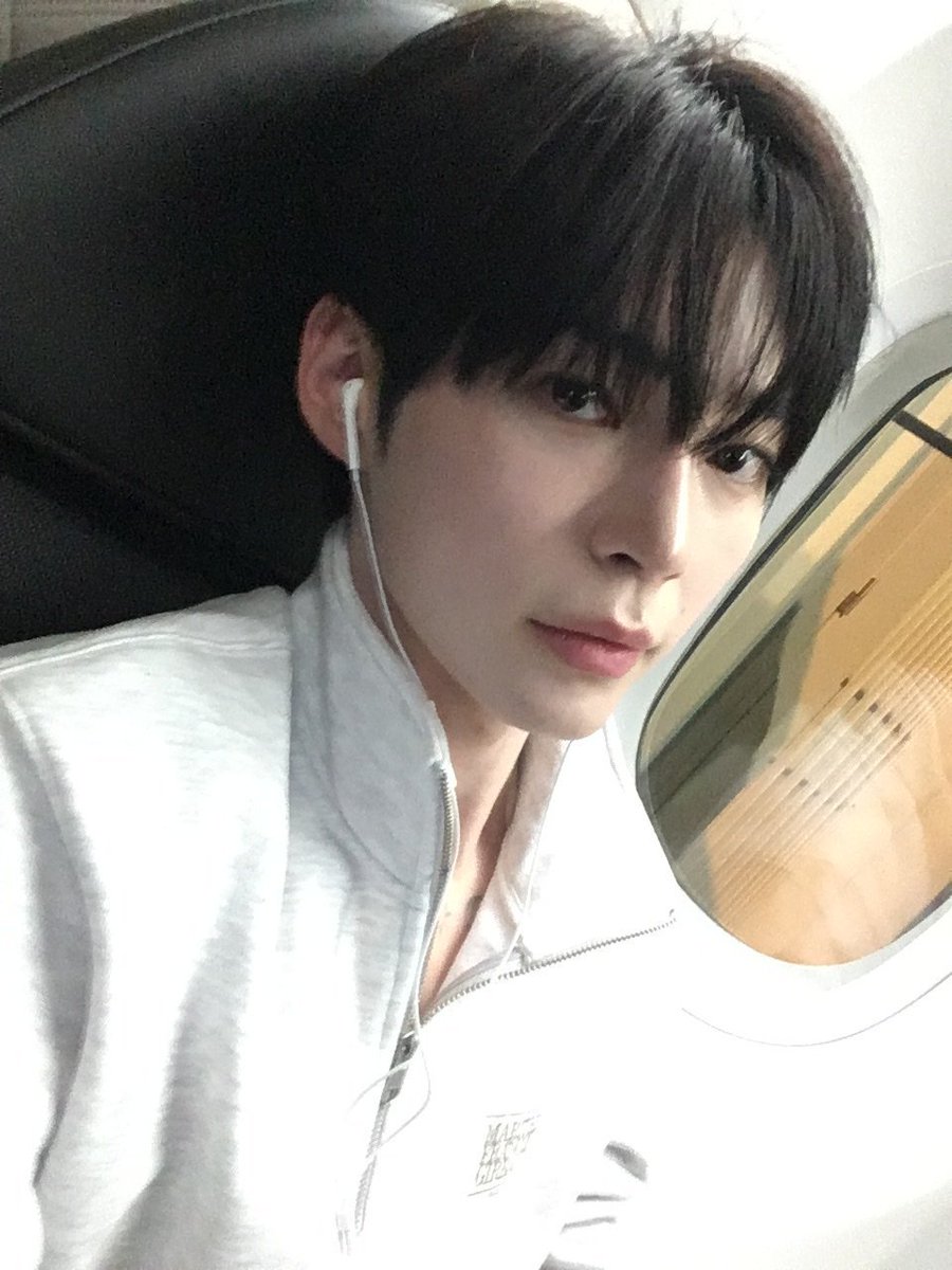 𝐬𝐮𝐧𝐠._.𝐦𝐞𝐨𝐰 tweet media