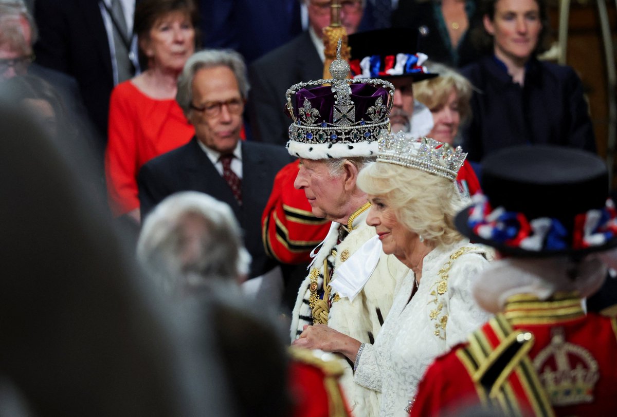 The Royal Family tweet media