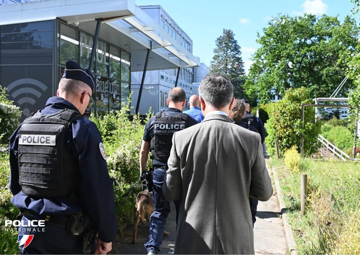 Police Nationale 45 tweet media