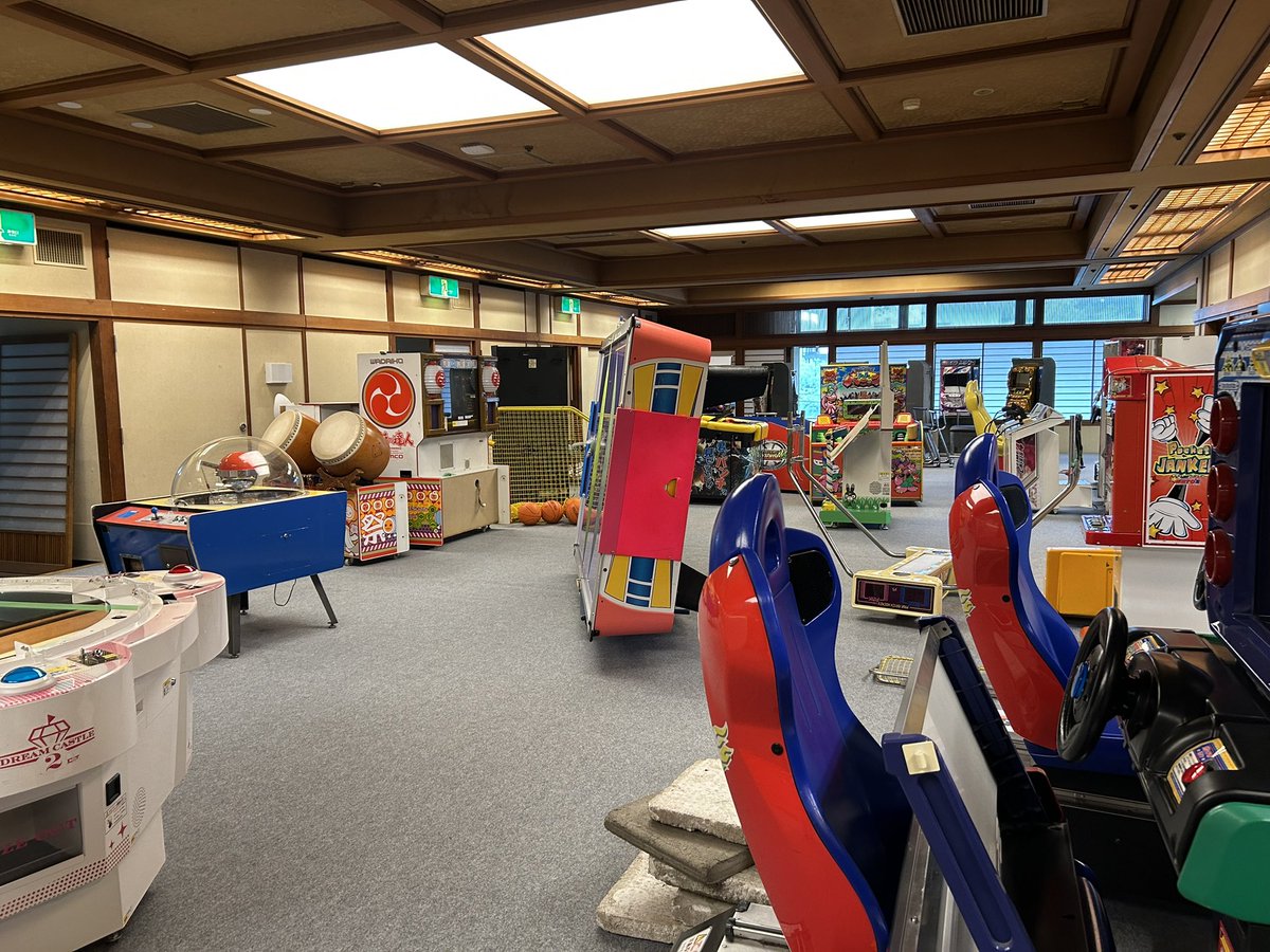 BK20004's tweet photo. 今日は朝から伊香保のホテルで移設作業 https://t.co/WvDRiwR4L3