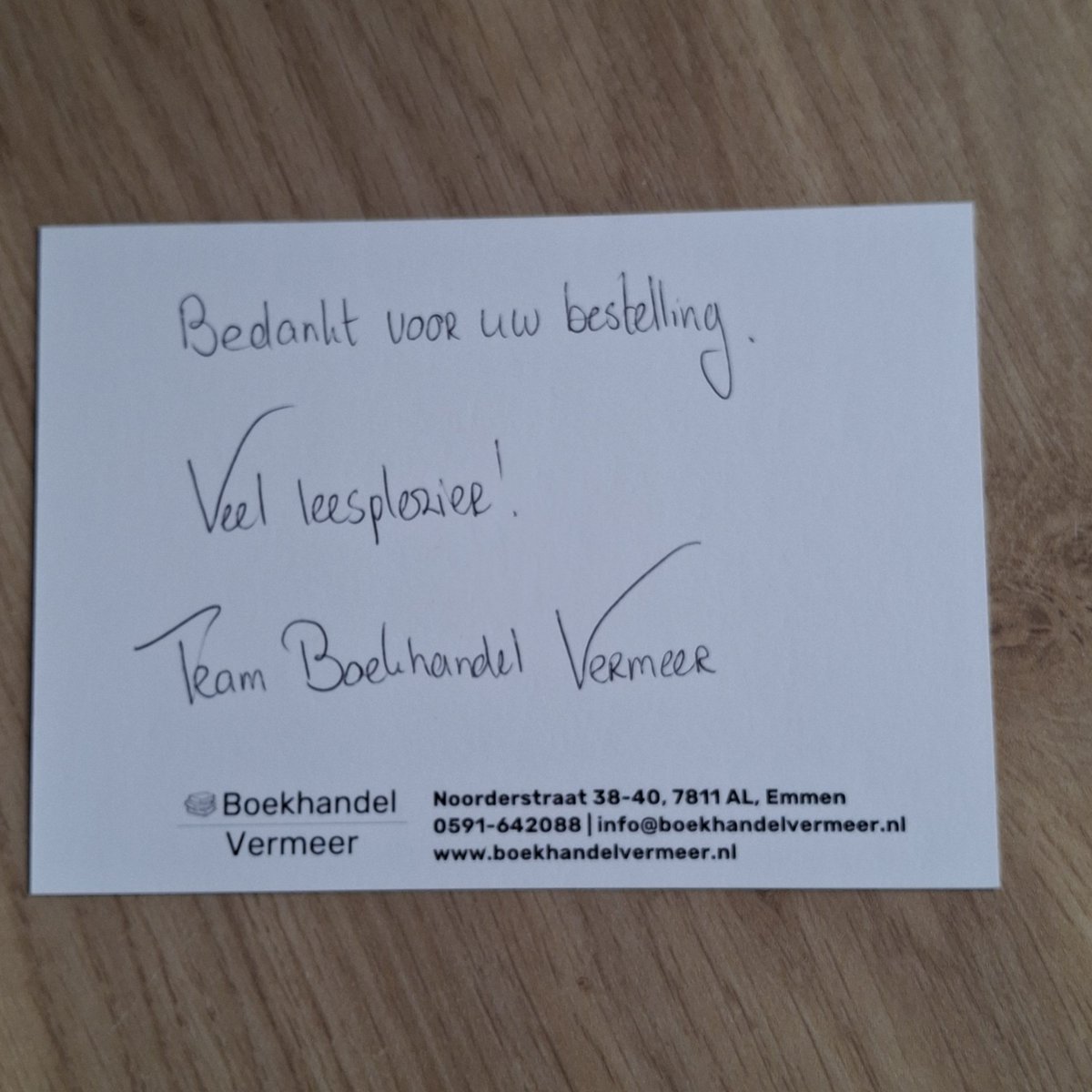 PietjePool1's tweet photo. #Jahoor #Hoera!
@jaapvandeurzen
Japieeee, hij is binnen!👏👊
Heerlijk om er in het komend lange weekend aan te beginnen! 😃👍
#VanDeurzenDraaitDoor
Het tweede
#Boek na #Cameraloopt. https://t.co/wpdxr9POMA