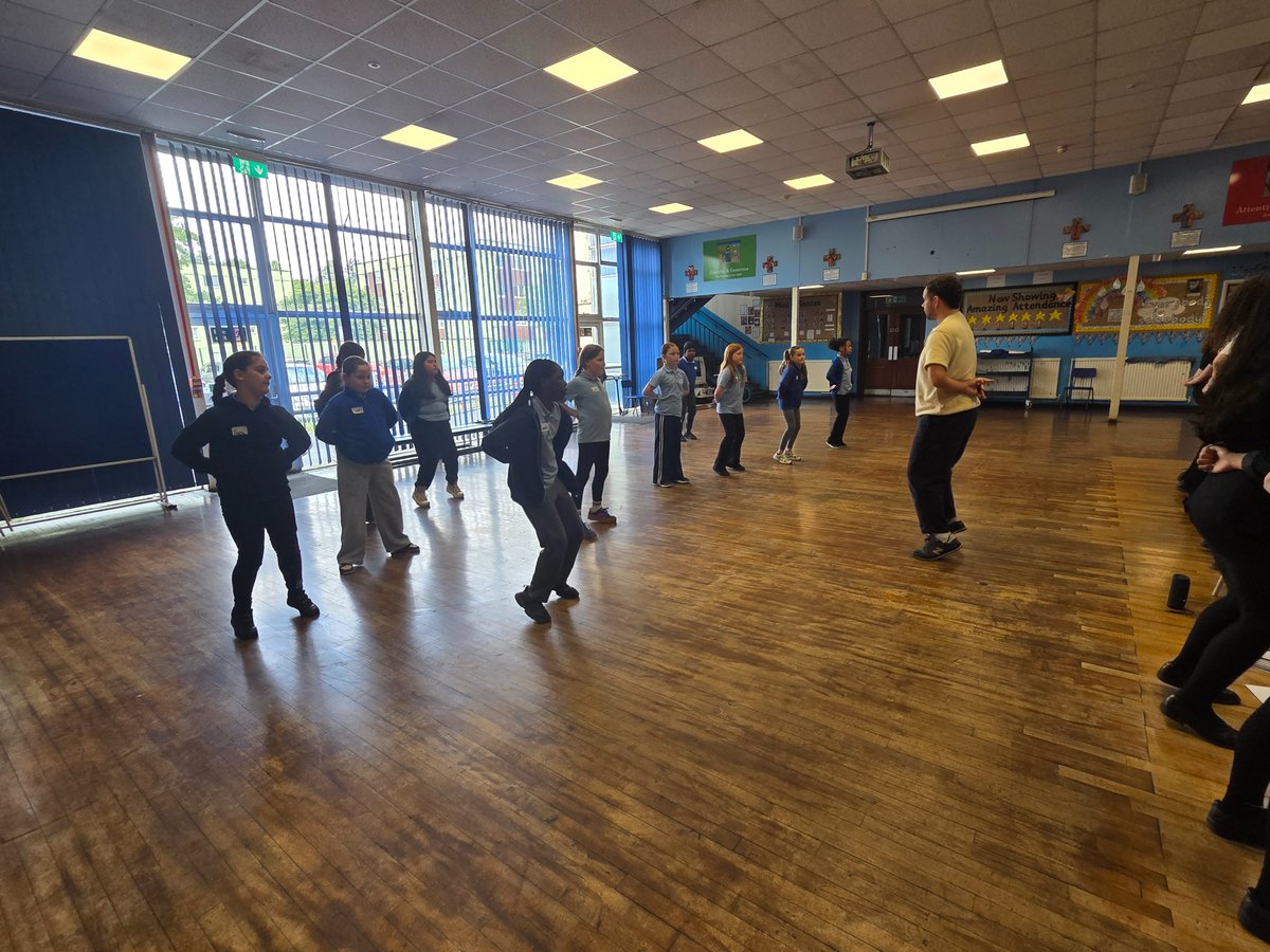 marys_rc's tweet photo. Blwyddyn 5 absolutely loved their Oliver audition with Mr Brewer and the learners from Bishop Hedley Campus.
#Usingourtalents
#Believeinyourself
#Futurestars https://t.co/txtqJJMlIH