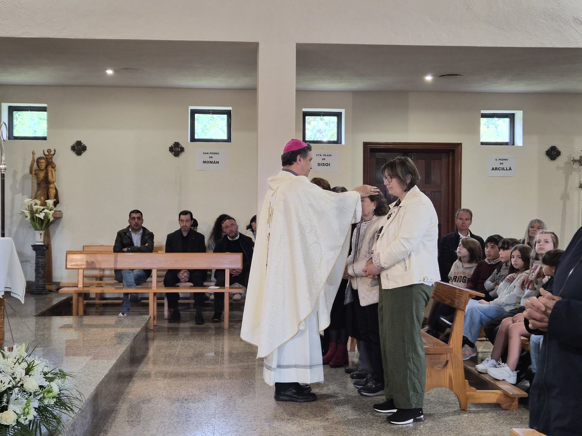 mondonedoferrol's tweet photo. #VisitaPastoralMF 💜🫂 A parroquia de #Muimenta (Lugo) acolleu a celebración diocesana da Pascua do Enfermo, centrada este ano no lema “A compaixón do samaritano: amar levando a dor do outro” @pastoralsaudemf @PastoralSocial9
🙏🏼 Grazas por preparar unha celebración tan fermosa! https://t.co/GhielED66R