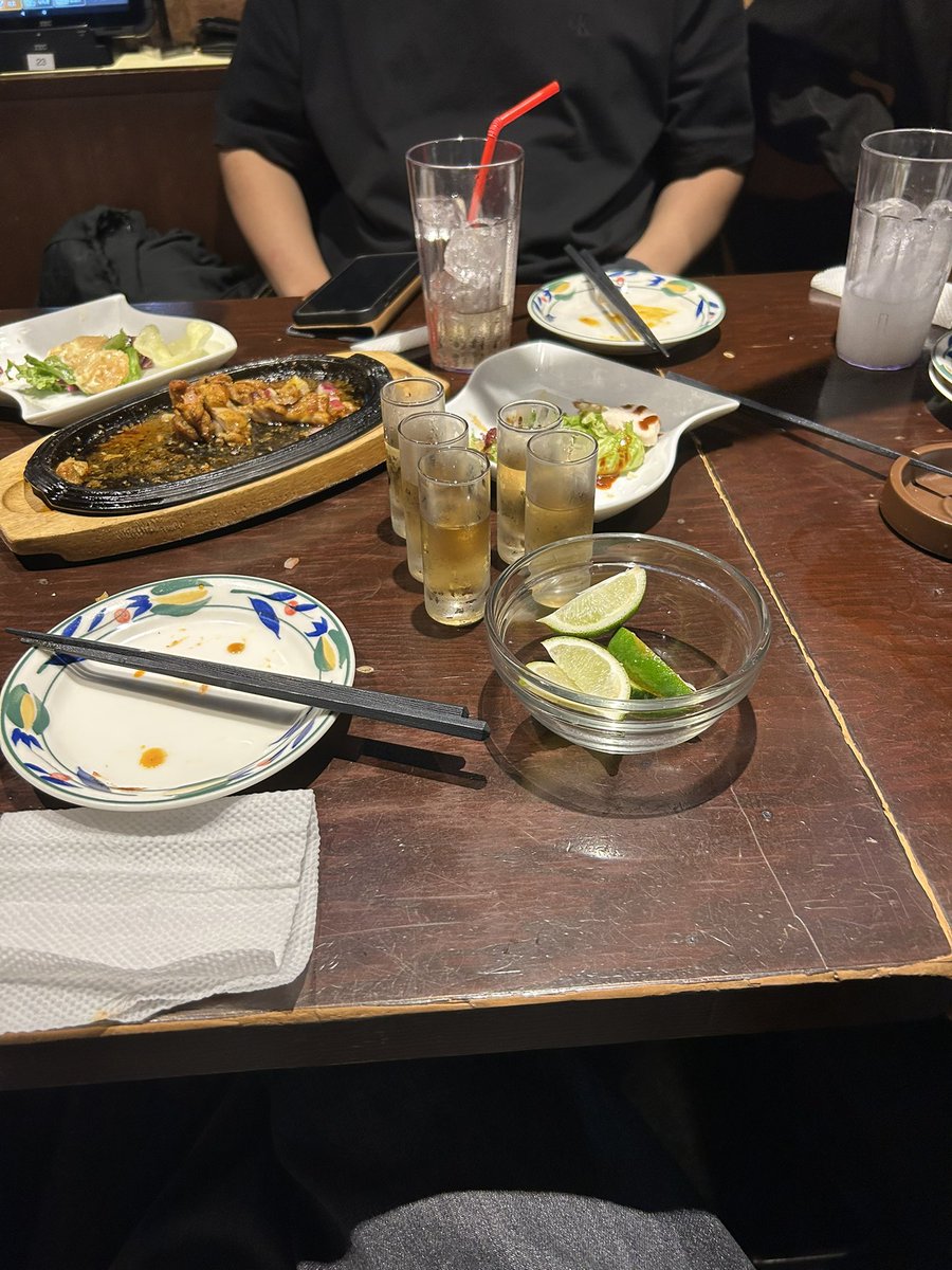 Oldme___'s tweet photo. 合流
明日も仕事までぃか https://t.co/BRp99JBqYu