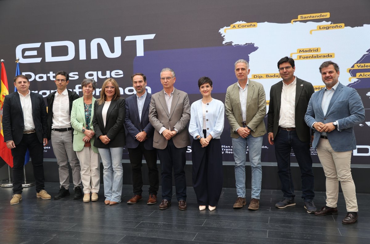 DipdeBadajoz's tweet photo. 💻 #DipBdjz lleva muchos años siendo pionera en el uso de la tecnología en la administración.

Una de las iniciativas en las que participamos es el Proyecto EDINT. Hoy se han presentado en @El_Hospital_ las conclusiones de su primera fase, con la presencia de la pdta Raquel del Puerto.

Este proyecto se centra en el aprovechamiento de los datos para la mejora de los servicios públicos.
 
➕ℹ️ https://t.co/M7AbRSX7nO
🌐 #ODS9 #ODS11 #ODS17