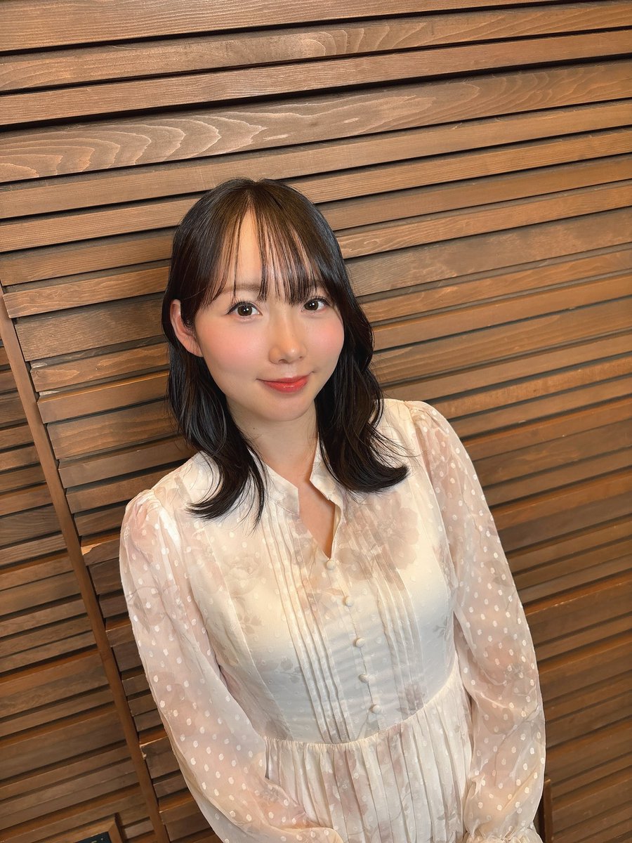ibuking_1114's tweet photo. 茅原実里さんの　
『SELF PRODUCER』
カバーさせていただきました🩷

▼Recording Movie🔽
https://t.co/Tna58xkvvr
(間奏のエアギターにも注目笑🎸)

配信🔽
https://t.co/dwAhvzFvoI

感想教えてくれると嬉しいな💞
#CrosSing #クロスシング https://t.co/cQG6dBLVG3