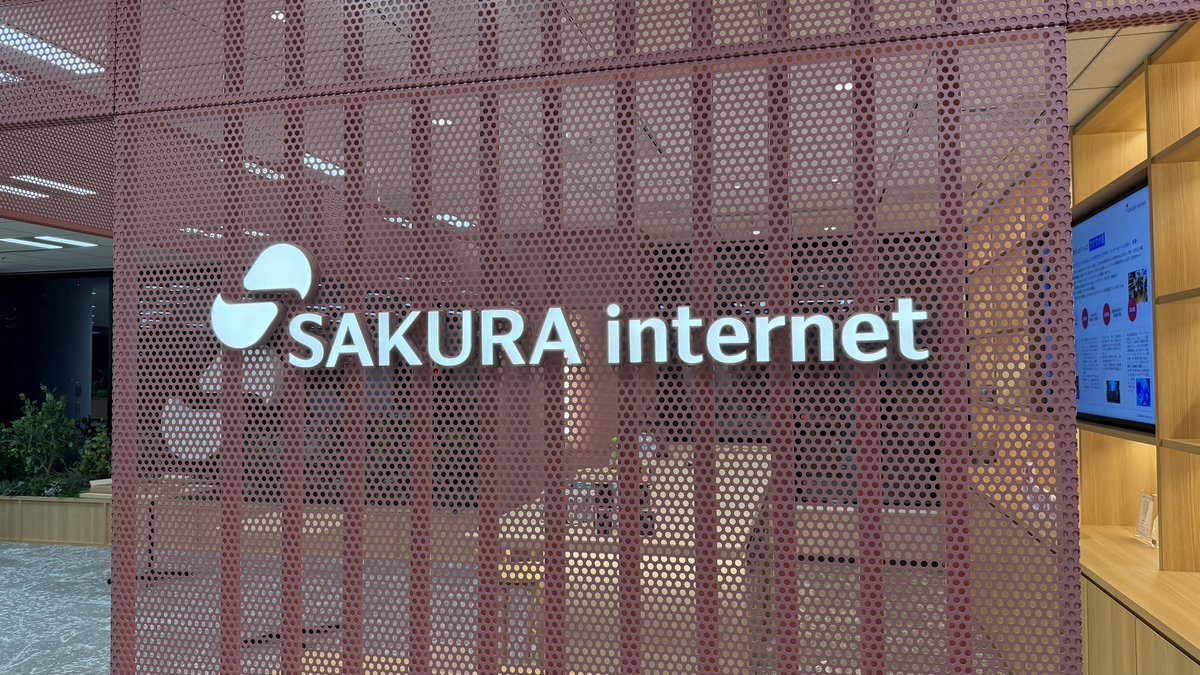 korinVR's tweet photo. お邪魔してます #GPU_UNITE https://t.co/FZ3FTd8W3e