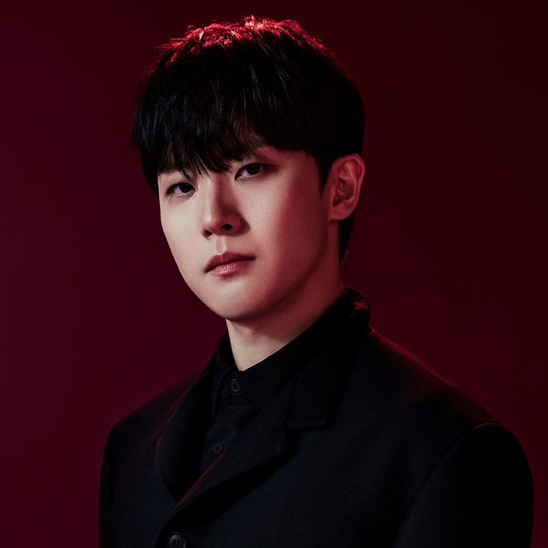 kyudg_'s tweet photo. 내 라이토미사가 어떻게 에반조이...
햄에반밍제조이 풀매수합니다 https://t.co/nbQZTREVyl