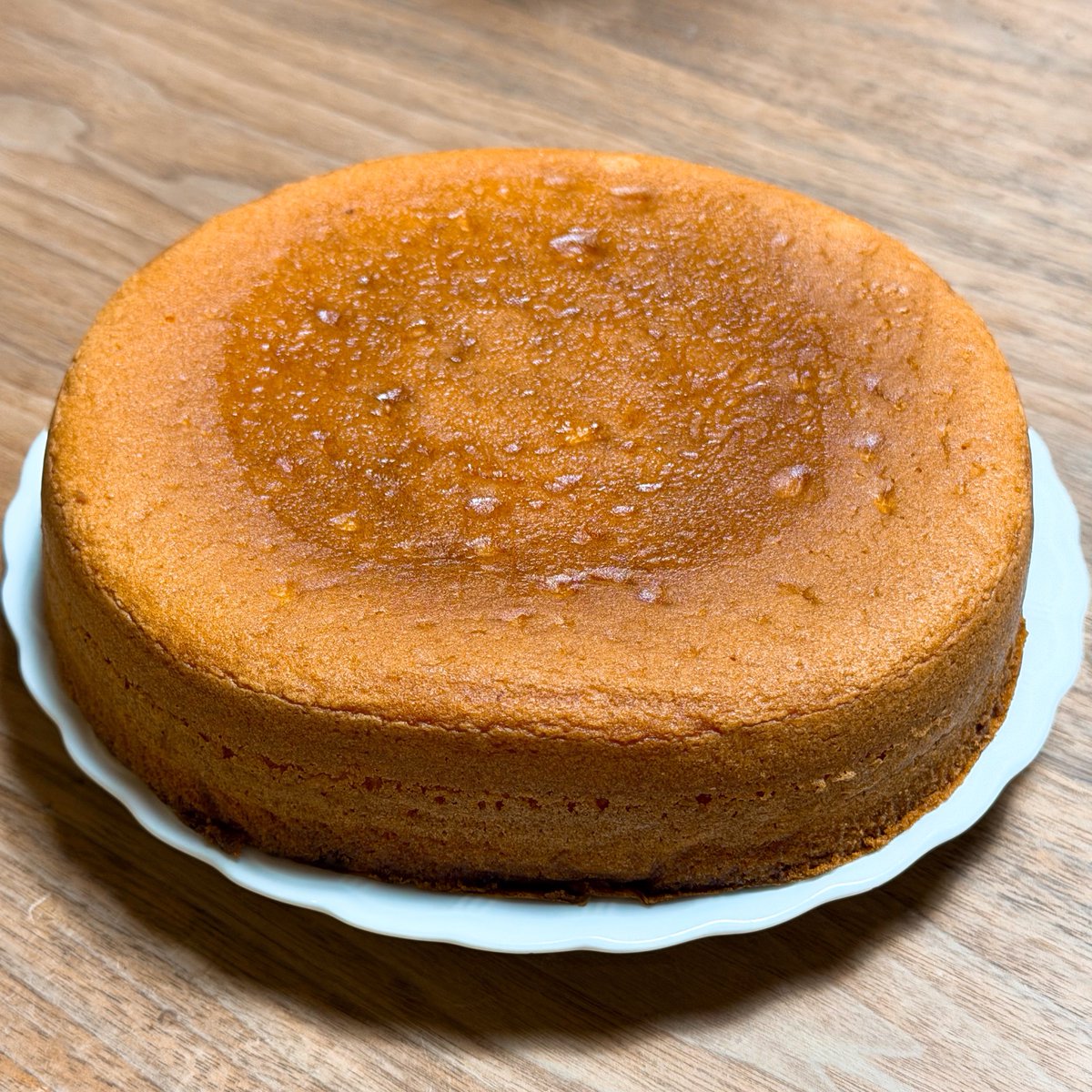 kuuneru_tabiru's tweet photo. これも気になるけど、広島の『長崎堂』のバターケーキもﾒﾁｬ美味しいのでお土産に絶対買って！！温めたらマジで感動…しかも1,000円ちょい。これ広島の奇跡です。 https://t.co/jUKwOeRzFh