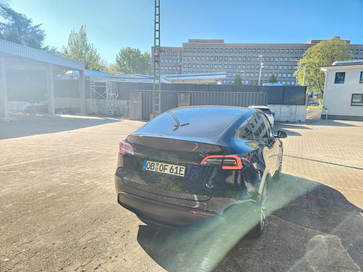ToRoCars.es tweet media