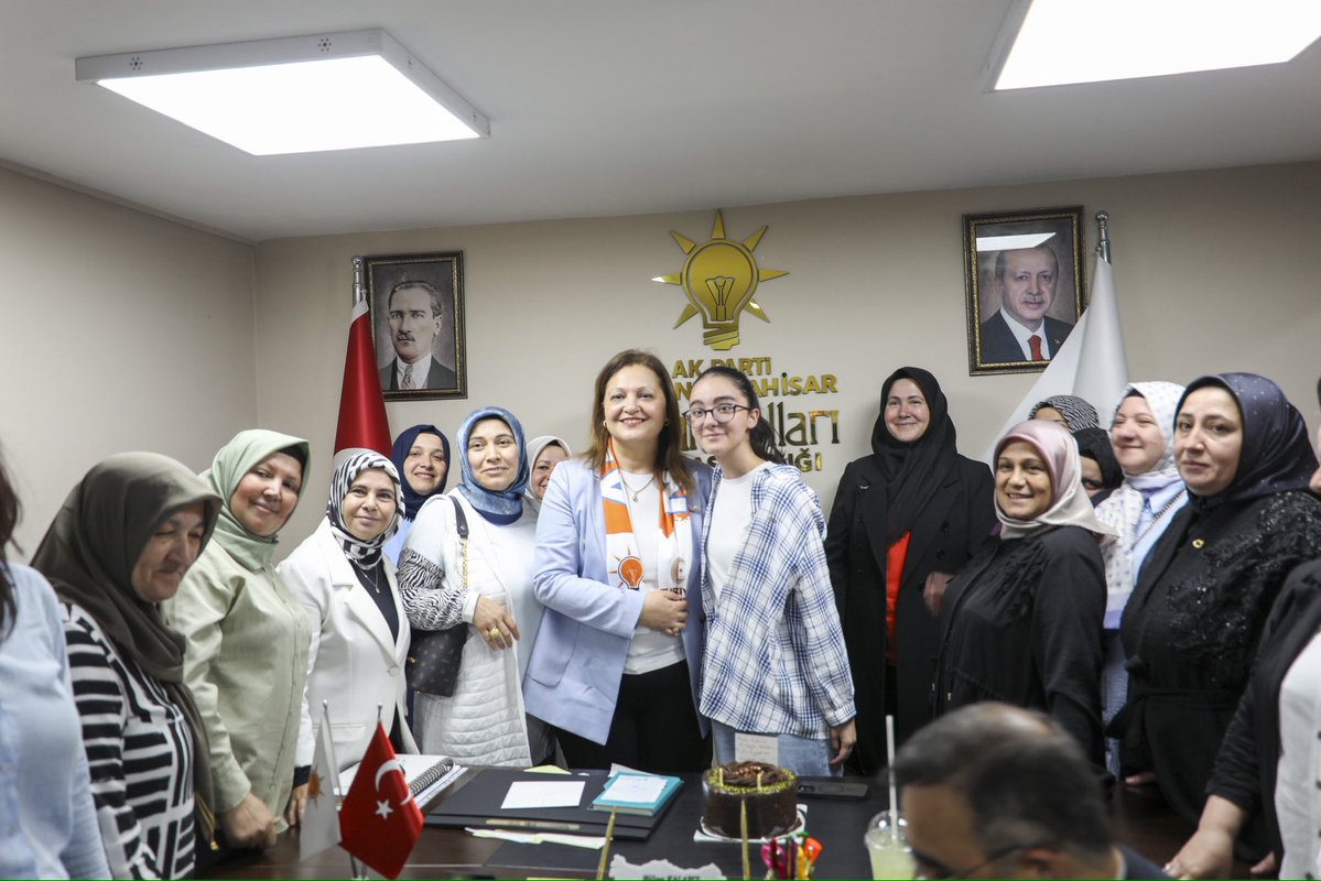 BURCU KÖKSAL tweet media
