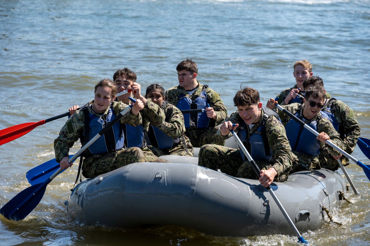 NavalAcademy's tweet photo. The Class of 2029 successfully completed Sea Trials, the capstone event of Plebe Year. The grueling all-day evolution pushed midshipmen to their limits, testing endurance, teamwork, and resilience through a series of physically and mentally demanding challenges. ⚓️ https://t.co/WLhQIakRf6