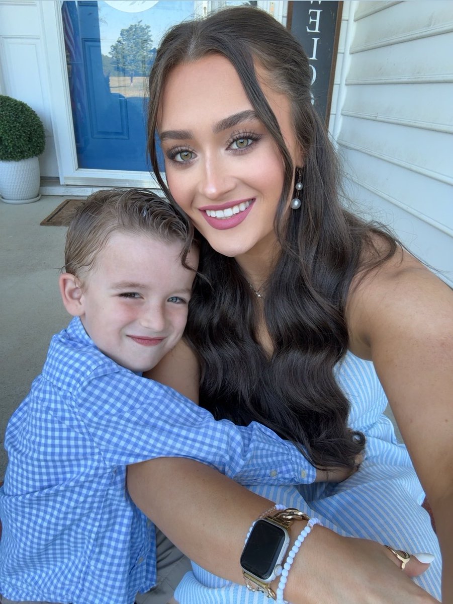 Lauren Maxwell tweet media