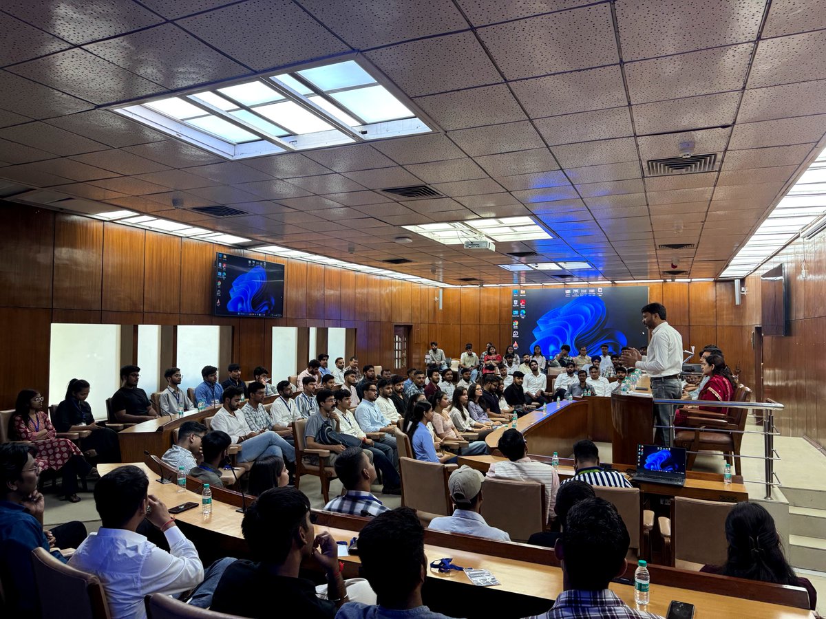 Delhi Assembly tweet media