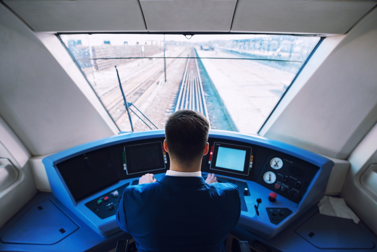 rtgi_group's tweet photo. #RailTechnology benefits from people who know the sector. #NGRT highlights a team of experts with extensive experience from the #RailIndustry spanning suppliers, infrastructure managers, &amp; train operators, with some bringing more than 30 years.

Read more: https://t.co/GefqU7Uxwm https://t.co/AiZxCJCibE