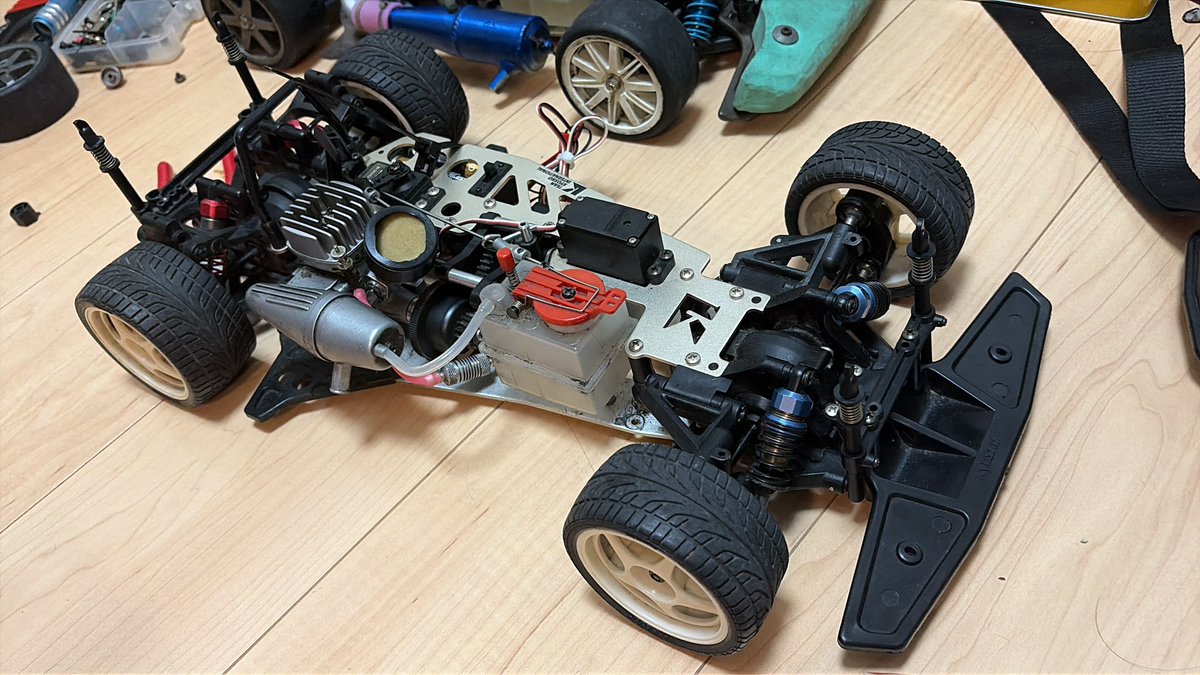 アイラブスーパーテン #京商 #エンジンカー #ラジコン #スーパーテンfw04