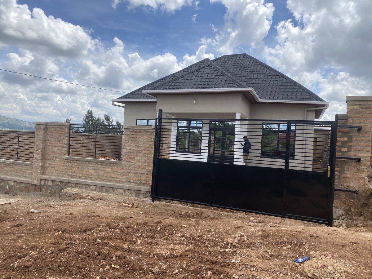 SHDR ltd/UBWUGAMO HOUSES tweet media