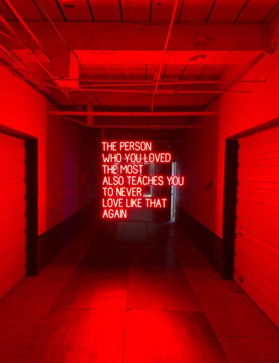 Mini Archillect tweet media