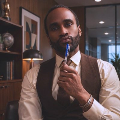 aymesshaf's tweet photo. #NewProfilePic https://t.co/0yw4thNE9x