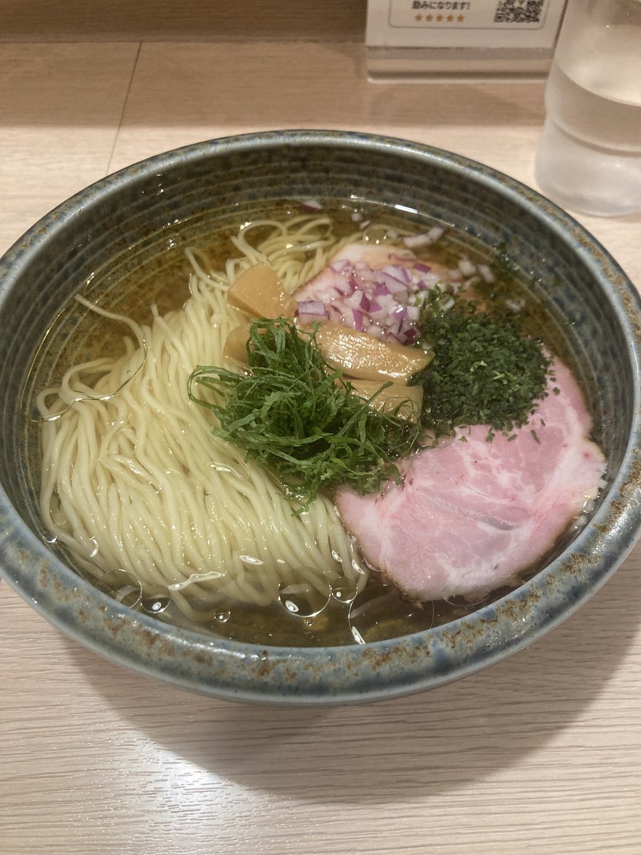 Maru tweet media