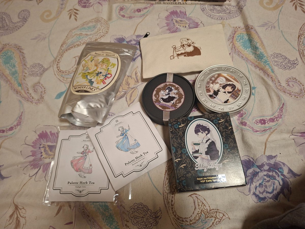 kwan252's tweet photo. メイド博の戦利品です
メイド博に行ってよかったです!
I'mI also went to Maid Expo this year. I’m really glad I went. It's been a fun time. 
#メイド博 https://t.co/mQNHVXW06d