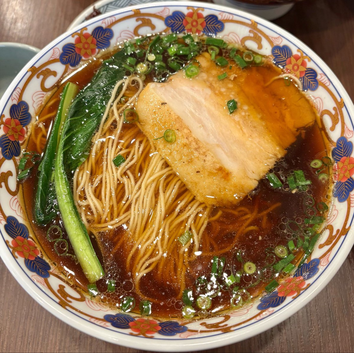 オレはこれを食べなくちゃいけない気がする。🍜🙄
