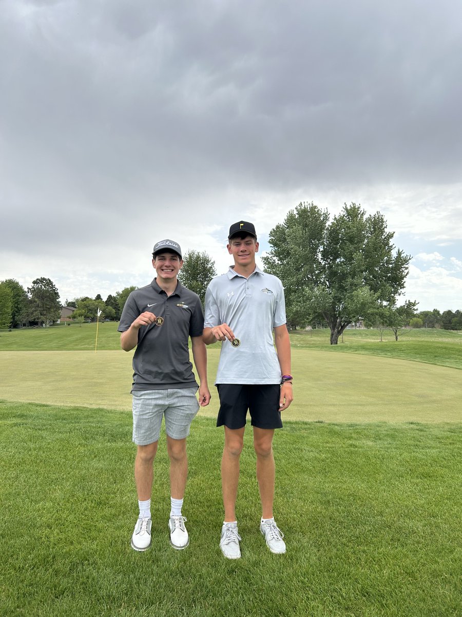 ccbisongolf's tweet photo. Bison golfers competed at the Fullerton Invite yesterday held at Steepleview Golf Course in Humphrey. Karter Negus shot 72 to finish in 1st Place. Nate Bandt shot 86 to finish 15th. Bow Brandenburg and Logan Vakiner both shot 92. @ccpsactivities https://t.co/CpF73yj1yk