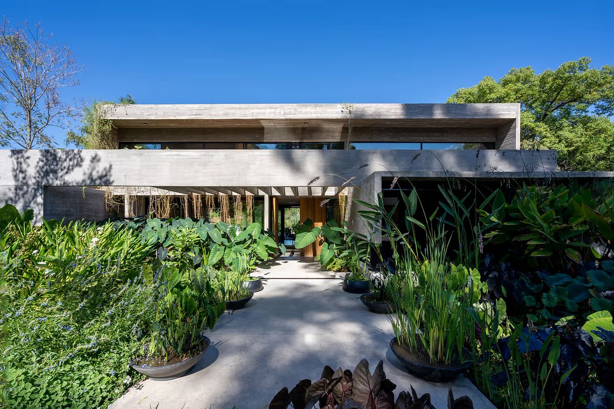 HomeAdore tweet media