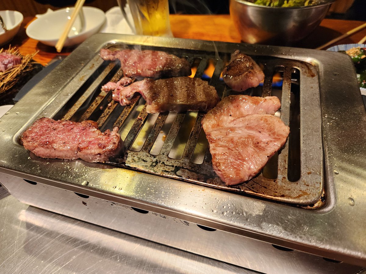 HY_YUTAI's tweet photo. 야키니쿠 너무 맛있었고 https://t.co/BypCyYyg2Z