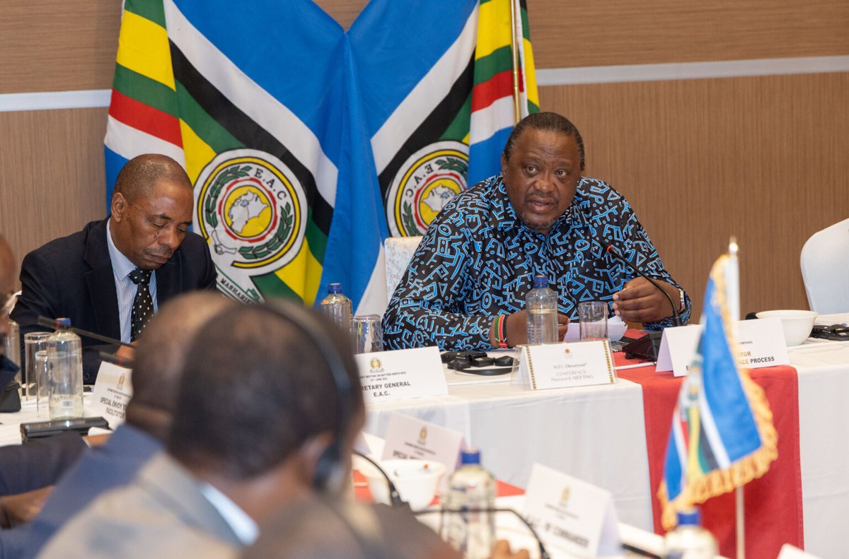 MassMeboya's tweet photo. Alors que l’AFC/M23 tente de vendre nos minerais critiques à Washington (The Economist, mai 2026), Uhuru Kenyatta mise sur le swahili &amp; le dialogue pour restaurer la confiance. La souveraineté de la #RDC n'est pas à vendre ! Le Processus de Nairobi est la seule voie viable. 🕊️🇨🇩 https://t.co/k2JjFgUgVc