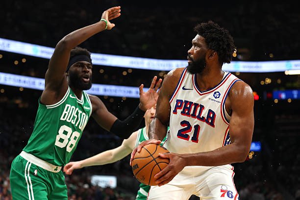 luckysloungepod's tweet photo. 🎙️☘️ Central Casting Episode ☘️🎙️
* Queta good, not good enough
* The great Giannis debate
* The leprechaun visits the lottery room
📸 Maddie Meyer/Getty
#DifferentHere                                                                    #nba #NBAPlayoffs https://t.co/ZZ2k6BB6RH