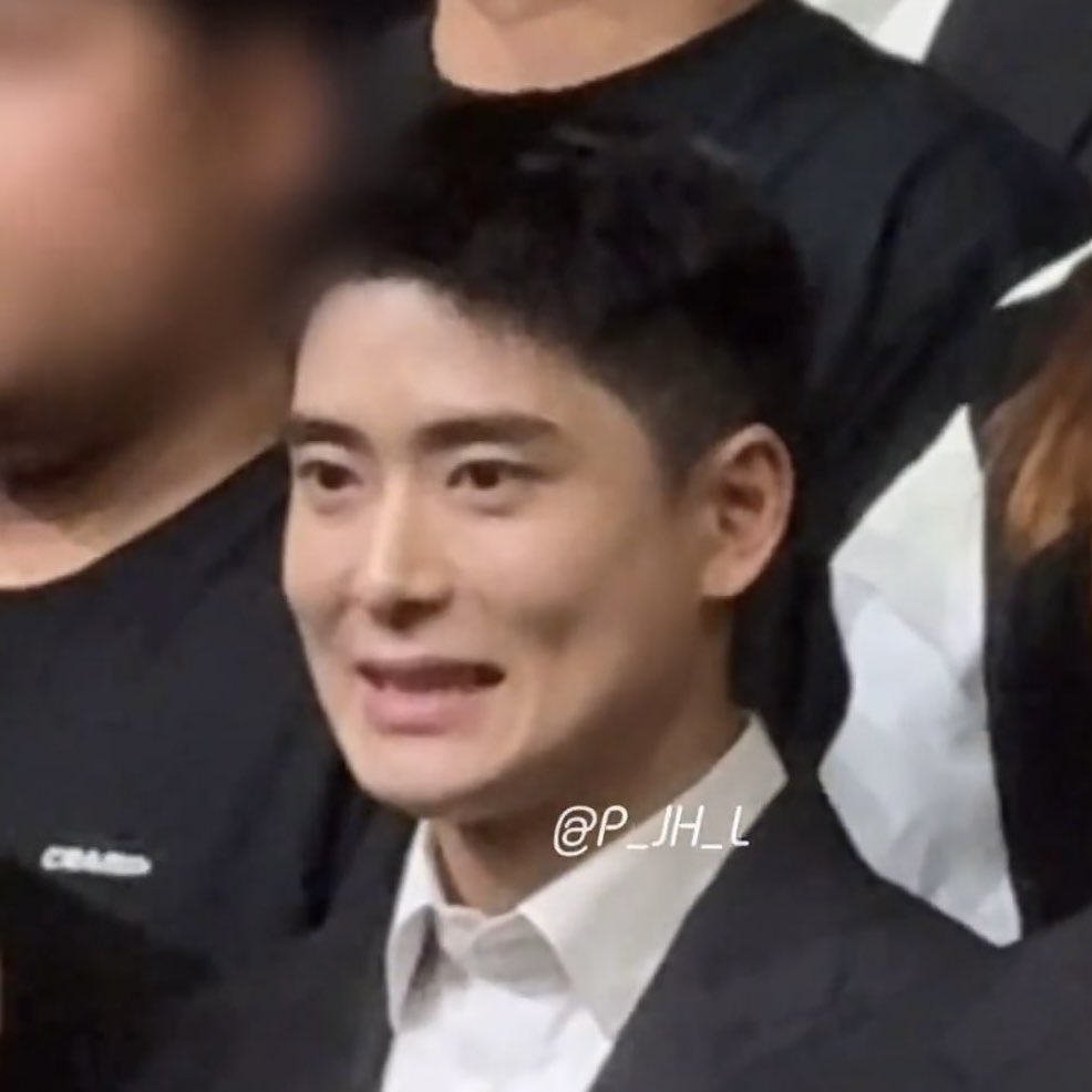 너이 𝓙 tweet media
