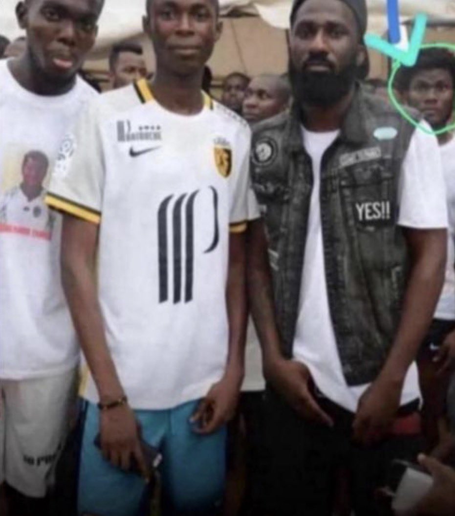 woody_gbagbo's tweet photo. Un mouvement ou doliziana était star que kessie, toi tu veux te décourager https://t.co/fkJrbRxy3r