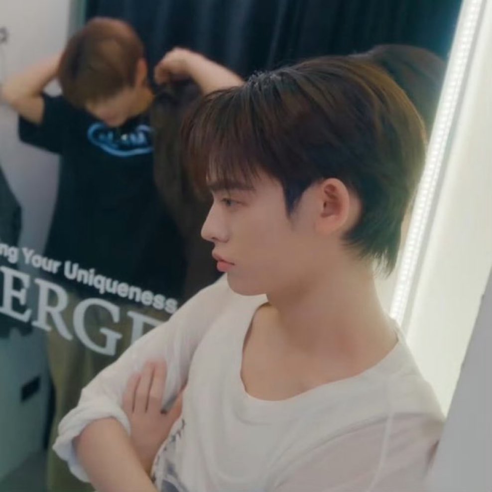 eyon tweet media