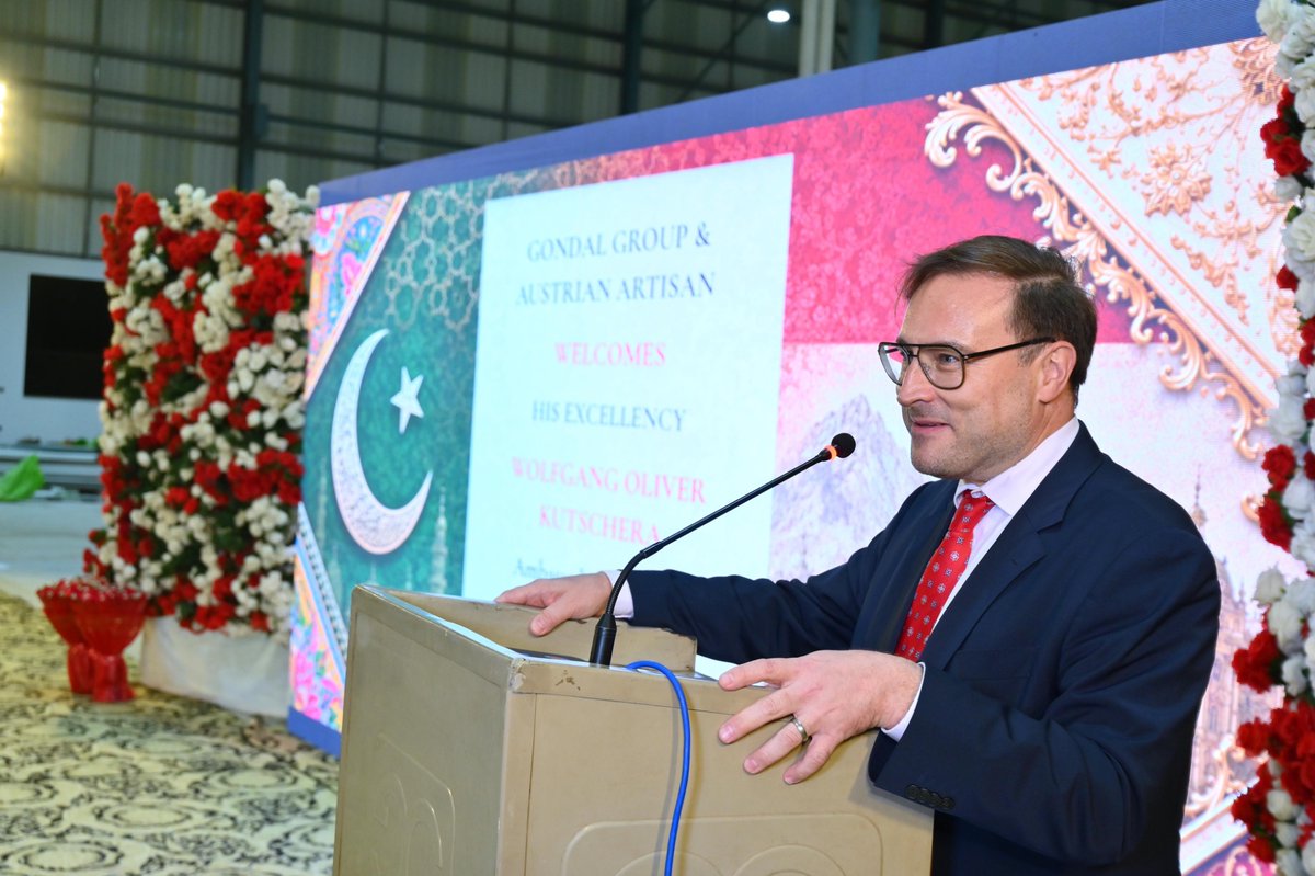 AustriaInPAK's tweet photo. Many thanks to Austrian compatriot Mrs Nadia Ghakhar and the Gondal family for the tour of Gondal Group’s PVC roofing sheet facilities and for hosting a business dinner with representatives of the Gujrat Chamber of Commerce and Industry. https://t.co/d8DabtpFzo
