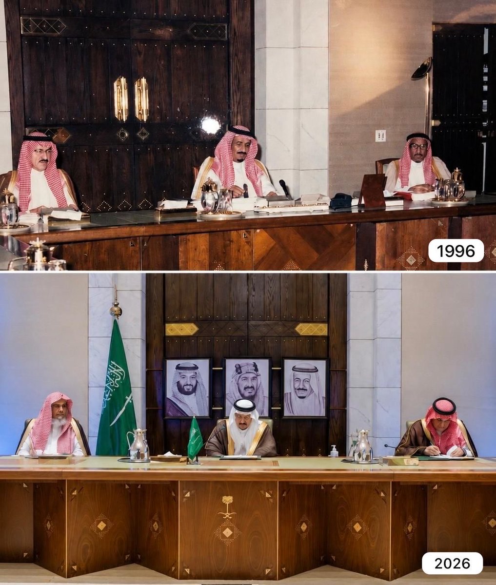 m_jomaih's tweet photo. التاريخ يعيد نفسه ..
ثلاثون عاما من الشراكة المجتمعية ..
المكان : قاعة أمارة منطقة الرياض 
أسس الآباء .. الشيخ محمد بن عبدالله الجميح رحمه الله
وسار الأبناء .. الشيخ منصور بن محمد الجميح حفظه الله https://t.co/P68xZD2RGI