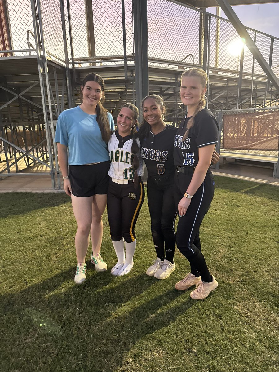 JazmynGamez05's tweet photo. STATE BOUND 🥎 last weekend I went to State for track, now this weekend I am headed to State for softball! I even got to see my Bombers family last night as well 🫰🏽 @STJFlyers 💙🤍✈️🥎   #WeAreSTJ #FlyHigh #TAPPSsoftball @nadiataylor88 @BombersGold16u 🩵🤍🥎  #classof2027 #Junior #Uncommitted2027 
@TAPPSbiz @TAPPSSoftball @MaxPreps #slappernation #triplethreat @playbookathlete @WhyIGrind @DfwSho 
@ExtraInningSB @LineDsoftball @raj_manjrekar @CSAPrepStar @27Softballradar @MidwestPremierS @d1fastpitch1 @Get2CollegAth @AScholarsBrand @DiamondAddicts @ExpoRecruits @MaxWilliams2020 @DIISoftball @D1ProScouts @ProspectID_ #RecruitMe 
#MultiSportAthlete #FaithFamilySoftball