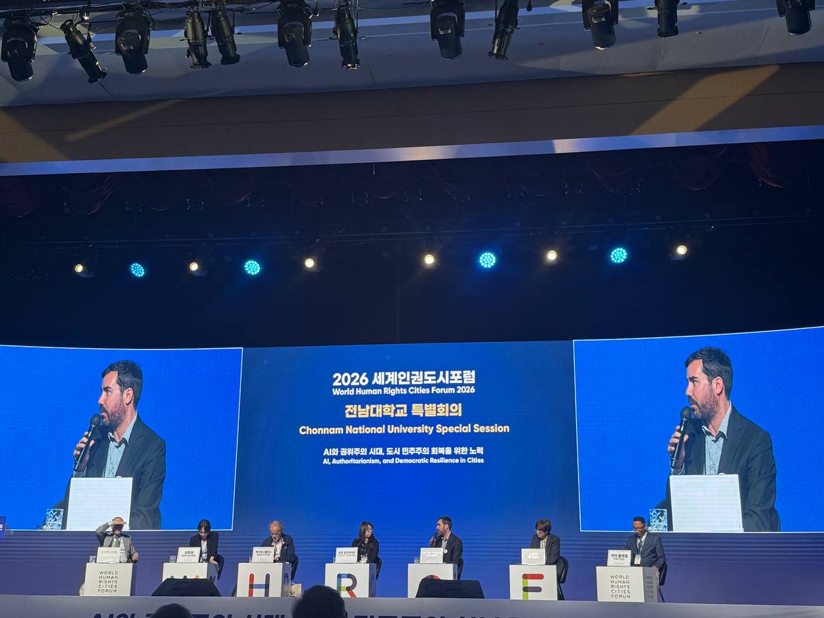 uclg_cisdp's tweet photo. Session "AI, Authoritarianism and Democratic Resilience in Cities" at the #WHRCF in Gwangju.

The speakers express willingness to pursue sustained collaboration to deliver concrete, impactful follow‑up actions to defend #HumanRights and democracy. https://t.co/6Ddu0gRYKR