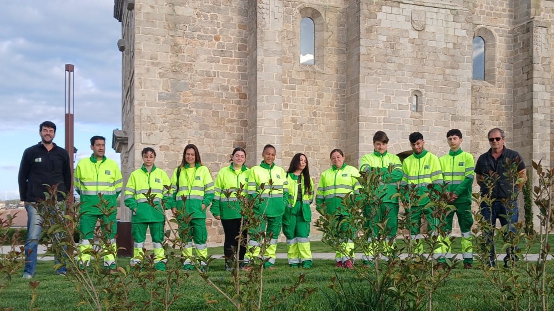 Ayto. Navas Marqués tweet media