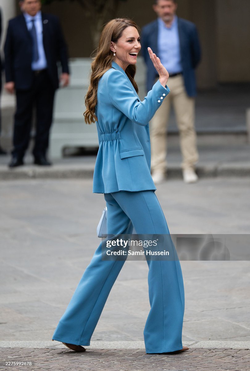 Kate's Closet tweet media