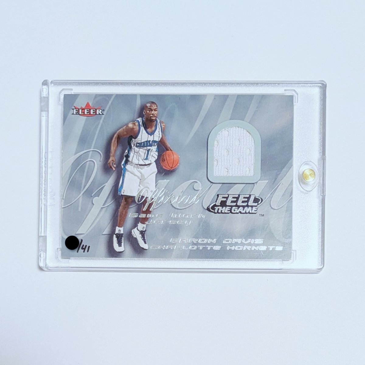 mitch___2's tweet photo. 2004-05 SkyBox Premium Buybacks
2000-01 Fleer Feel the Game
Baron Davis/41

隠れFeel the Gameコレクターとして、やはりこのシリーズにも手を出さないとでしょ！ってようやく思いまして🤣
計33種！まだ1枚目💦笑
Richmondも未所持に出会えなくなってきたのでこっちを楽しみ気長にいきます✨ https://t.co/1oX6l1u389