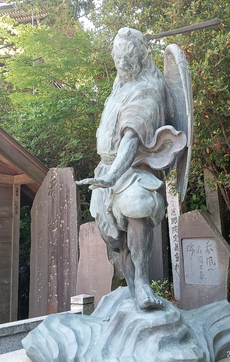 yamapoo2022's tweet photo. 高尾山の天狗👺 https://t.co/6asGdcyWsM