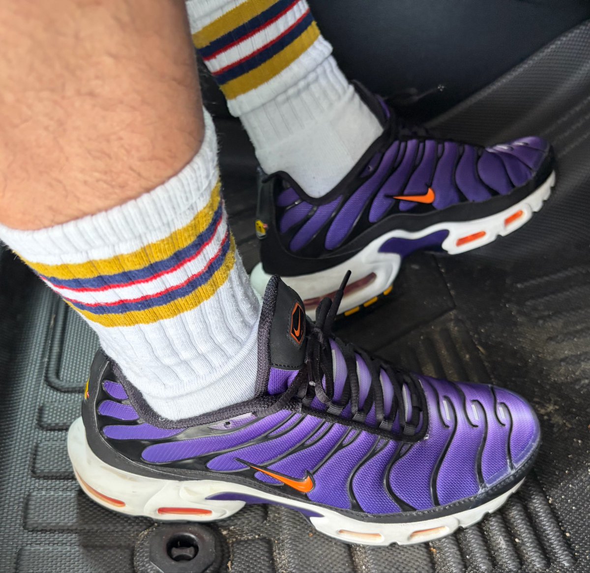 kentach1's tweet photo. 昨日と今日のくつ👟✨

Air Max Plus OG "Voltage Purple"
Air Max 95 OG Big Bubble "Neon Yellow" × @SWUN2022 S.W.U.N ×Dyckiayouup Dyckia Crazy Front Cargo Pants 👖
× S.W.U.N × Dyckiayouup ‘Angel wings’ Tee👕

#スニウォリ写真部 
@SWUN2022 
@dyckiayouup https://t.co/Ba9NO2QY4n