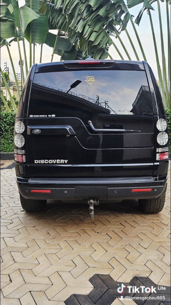 muturiru's tweet photo. 2016 Land Rover Discovery 4, Diesel, 3000cc, 7 Seater, KDM.

KES 5.65m
#JremysAuto
0725500412 / 0733500412 https://t.co/J7RI5B6to2