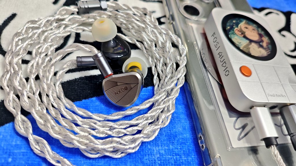 皆様こんばんは🌌 今夜のお供は IEM ➠ NiceHCK NX8 Ti CABLE